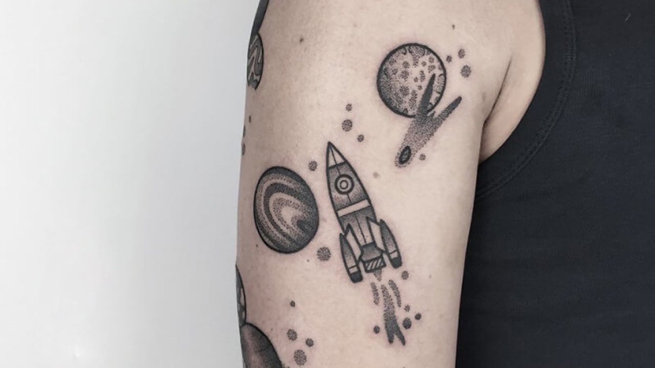 Tatu-kosmos-Tatuirovka-kosmos-Tatu-kosmos-planetyi-0-1280x720.jpg