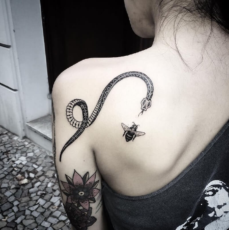 что олицетворяет змея тату